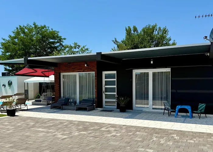 Emanuel Вилла Задар