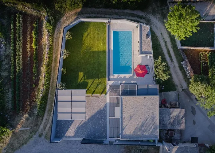 Villa Emanuel